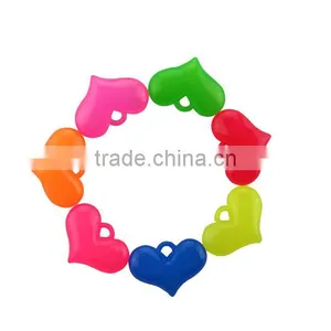 Custom Little Girl Crown Acrylic Charms Cheap Eco-friendly Plastic Crown Charms for Children Jewelry Accessories thumbnail-4