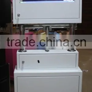 Family/Friends Photo Cool Clap Photo Service Shopping Mall Photo Booth thumbnail-3