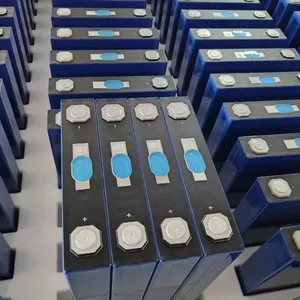 EVE LF218 3.22V 218Ah Grade A LiFePO4 Cell Low Internal Resistance 4000 Cycles Prismatic LFP Battery for Solar ESS Commercial Energy Storage Wholesale thumbnail-1