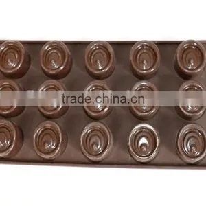 YangJiang Factory Manufacture Food Grade Different Shape Silicone Chocolate Mold thumbnail-5