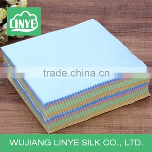 Soft Touch Microfiber Fabric Type Glass Cleaning Cloth thumbnail-1