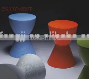 PP Round Plastic Bar Chair thumbnail-1