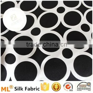 Silk Satin Printe Quality Fabric thumbnail-3