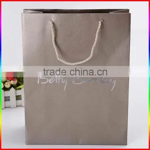 High Quality Material Paper Packing Bag thumbnail-3