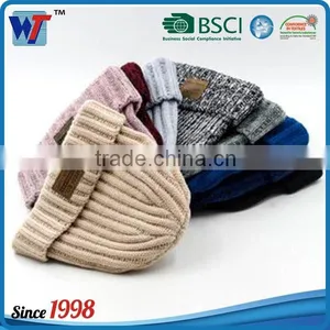 Chinese Manufacturer New Design Acrylic Fashion Crocheted Knitted Hat thumbnail-3