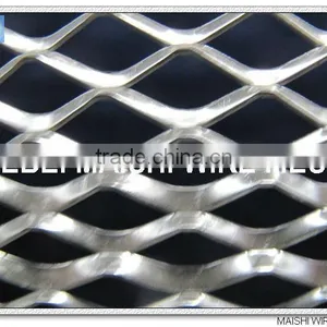 Expanded Metal Wire Mesh Fence thumbnail-1