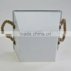 China Factory Low Price Lead Free Metal Personalized Large Decorative White Printing Character Flower Pot thumbnail-2