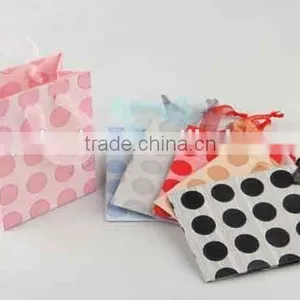 Foldable Gift Bag / Shopping Bag With Dots thumbnail-2