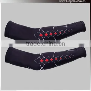 (L/XL) Black Compression Arm Sleeves thumbnail-5