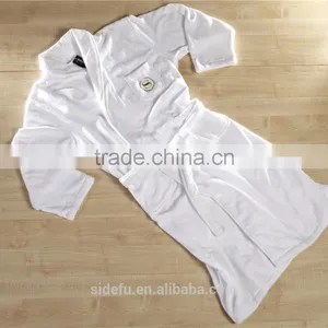 Good Quality White Unisex Velvet Velour Terry Hotel Bathrobe With Embroidered Logo thumbnail-3