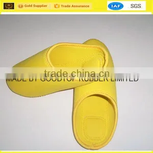 Fashional Anti Slip Neoprene Indoor Slipper Wholesale Instock thumbnail-3
