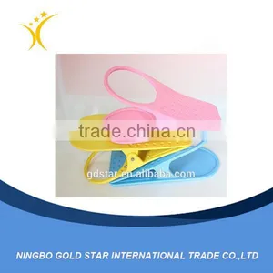Good-quality Hot Sale Table Cup Holder Clip With Plastic thumbnail-1