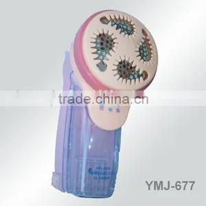 Rechargeable Electric Fabric Shaver thumbnail-1
