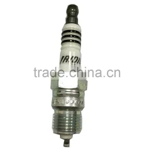 Top Quality Best Sale Spark Plugs UR6IX For NGK thumbnail-1