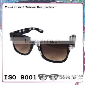 Fantastic Pattern Design Soft Touch pc Graduated Lens Sunglasses Available thumbnail-5