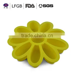 With Stock! New Style High Quality Flower Shaped Silicone Cake Mould thumbnail-1