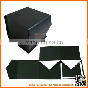 Delicate Cardboard Matte Black Foldable Hat Boxes thumbnail-1