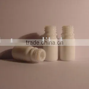 5ml White Glass Boston Shape Essential Oil Bottles thumbnail-1