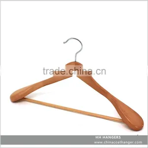 Basic Wooden Suit Hangers Come With a Non-slip PVC Insert to Prevent Pants From Creasing and Falling thumbnail-4