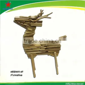 Standing Christmas Wooden Deer Decoration thumbnail-1