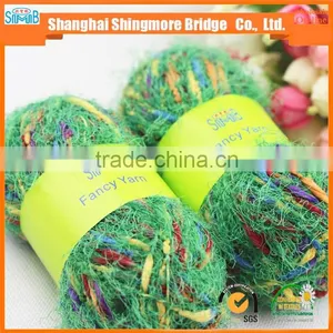 China Fancy Knitting Yarn Factory Direct Wholesale Oeko Tex 100 Polyester Lantern Feather Yarn for Carpet With Free Samples thumbnail-3