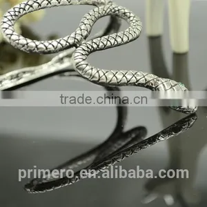 Retro Punk Attractive Curved Stretch Snake Cuff Bangle Serpentine Gold Bracelet thumbnail-4