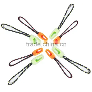 China Factory Hilti Price Custom Downcoat Plastic Zipper Puller thumbnail-4