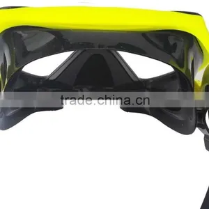Mask and Snorkel Set for Adults - Anti-Fog Glass, Purge Valve, Snorkeling Splash Cap thumbnail-6