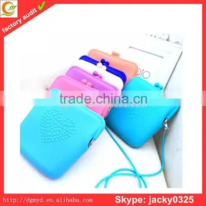 Dongguan Factory Wholesale New Design Fashion Silicone Wallet for Store Promotion thumbnail-2