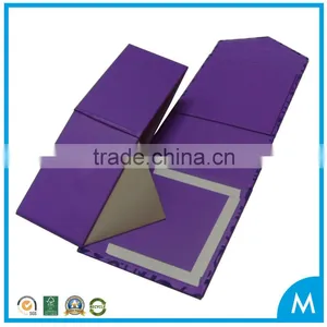 Custom Luxury Design Foldable Gift Box Packaging At Lower Price (Hot Sale Box) thumbnail-1
