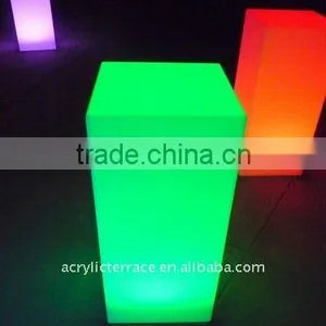 LED Lucite Cube Pedestal thumbnail-1