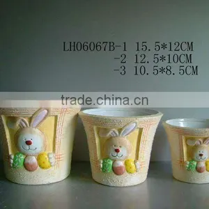 3pcs Round Rabbit Emboss Ceramic Planter Pots thumbnail-1