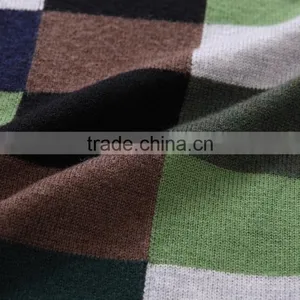100% Fine Wool Men's Knitwear Cardigan With Check Pattern thumbnail-6
