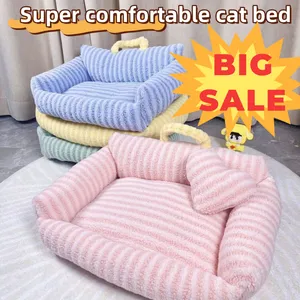 Umweltfreundliches Allwetter-Hausbett für Haustiere mit waschbarem Kissen für Hunde und Katzen thumbnail-1