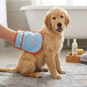 Ultra-Absorbent Microfiber Pet Drying Towel - Quick-Dry Bath Mitt for Dogs & Cats thumbnail-1