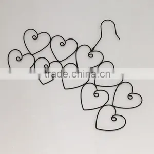 Hot Sale Metal Round Heart Shape Hanging Scarf Hanger for Display thumbnail-2