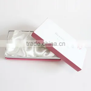Custom Cheap Printed Luxury Square Cosmetic Packaging Boxes With Gold Foil Stamped thumbnail-1