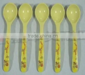 Colored Melamine Spoon Melamine Kids Set thumbnail-3