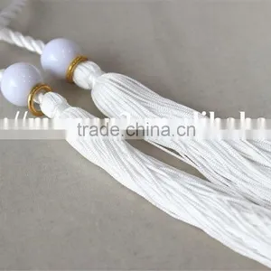 100% Polyester Tassels in White Color Long Tassels for Clothing thumbnail-3