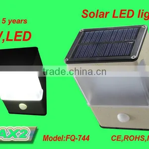 All in One Solar Powered Street Light thumbnail-1