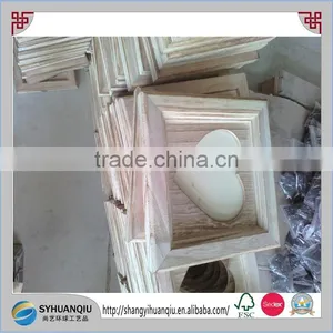 Europe Regional and High qk Uality Fired Heart Carved Wooden Photo Frame With Bacstands-cn thumbnail-1