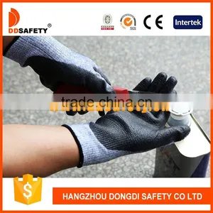 DDSAFETY 2017 High Performance Polyethylene Fiber Glass Knitted Liner Black PU Coated Cut Resistant Safety Gloves thumbnail-1