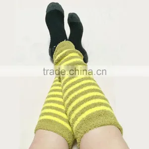 Copper Compression Knee Sleeve thumbnail-1