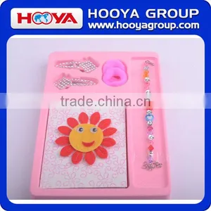 ST32055 Fabulous Notebook With Bracelet Hair Clip Hair Band Beautiful Design Students Gift Set thumbnail-2