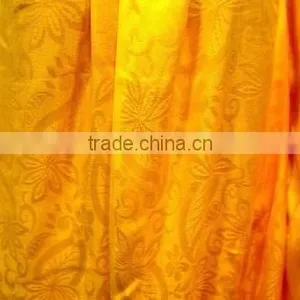 Elegant Jacquard Stoles With Tassles thumbnail-6