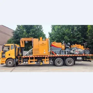 TE-700 Driving Type Thermoplastic Road Marking Machine thumbnail-4