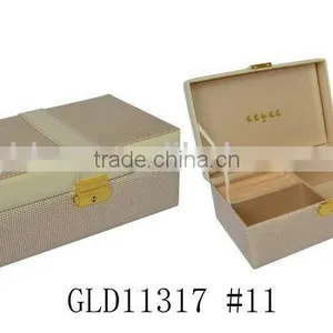 Beige Wholesale Jewelry Craft Box With Lock and Satin thumbnail-1