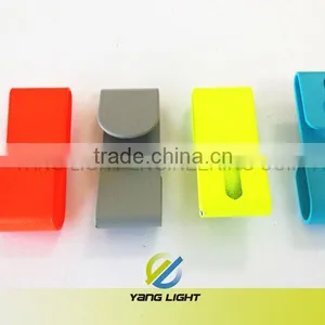 Taiwan Manufacturer Made Power Coating Colorful With Hole Double Side Hook Small Hanger thumbnail-4