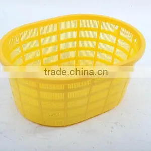 Plastic Oval Basket thumbnail-1