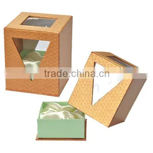 Luxury Velvet Golden Logo Boxes Gift Cardboard Box Perfume Box With EVA Insert thumbnail-3